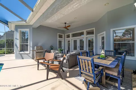 Exterior - 925 Spring Lake Ct, Saint Augustine, FL 32080 photo 9 of 18