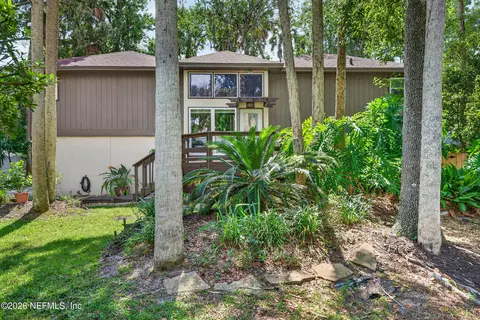 338 19th St, Atlantic Beach, FL 32233