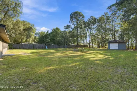 Exterior - 85318 Blackmon Rd, Yulee, FL 32097 photo 6 of 7