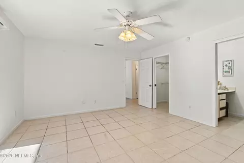 Bedroom - 85318 Blackmon Rd, Yulee, FL 32097 photo 4 of 4