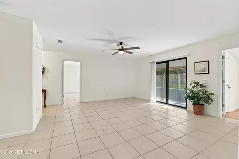Living - 85318 Blackmon Rd, Yulee, FL 32097 photo 5 of 5