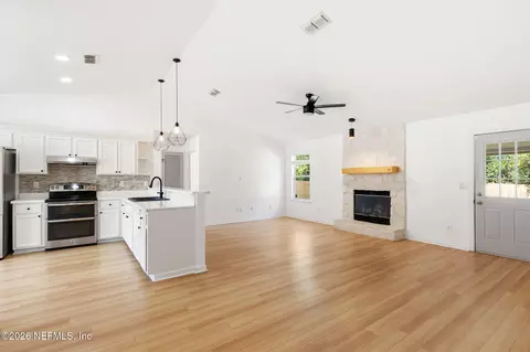 Living - 3252 Dowitcher Ln, Orange Park, FL 32065 photo 1 of 4
