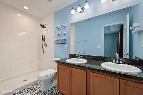 Bath - 228 Michelangelo Pl, Saint Augustine, FL 32084 photo 2 of 3