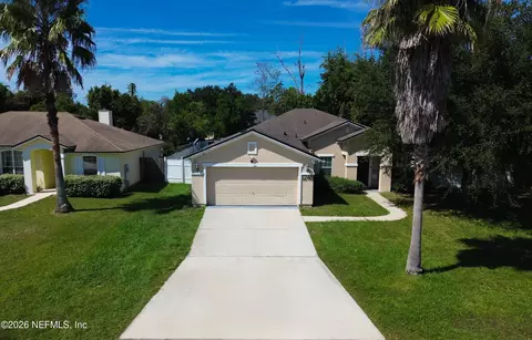 1246 Summit Oaks Dr W, Jacksonville, FL 32221