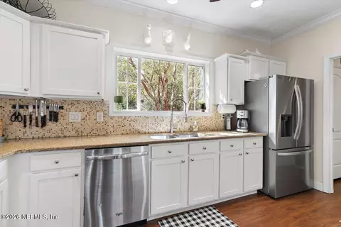 Kitchen - 3500 Joe Ashton Rd, Saint Augustine, FL 32092 photo 4 of 5