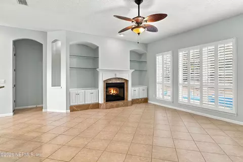 Living - 376 Valverde Ln, Saint Augustine, FL 32086 photo 3 of 7