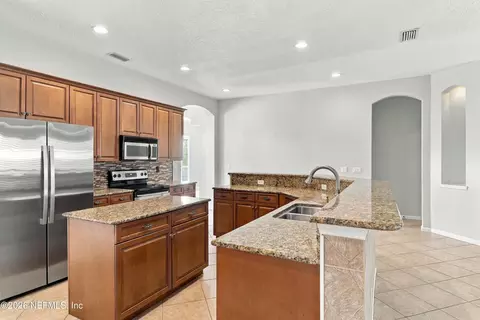 Kitchen - 376 Valverde Ln, Saint Augustine, FL 32086 photo 3 of 4