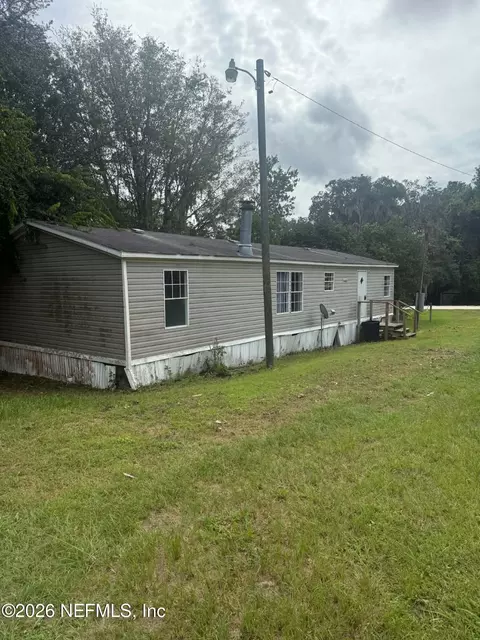266 Ash St, Hawthorne, FL 32640