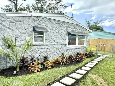 5514 Green Forest Dr, Jacksonville, FL 32244