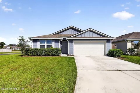 12093 Green Thicket Ln, Jacksonville, FL 32219