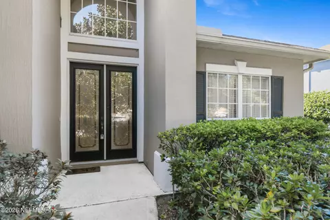 3678 Victoria Lakes Dr E, Jacksonville, FL 32226