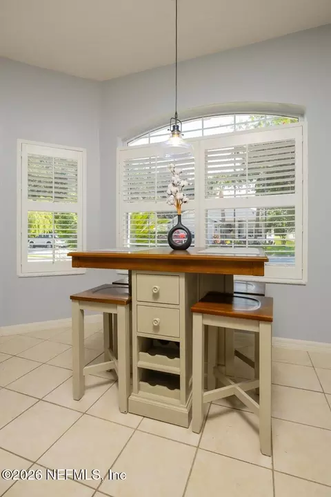 Dining - 945 Ridgewood Ln, Saint Augustine, FL 32086 photo 6 of 6