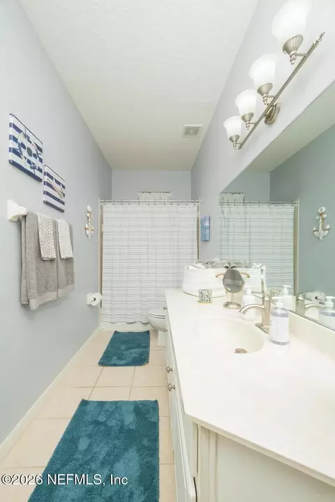 Bath - 945 Ridgewood Ln, Saint Augustine, FL 32086 photo 7 of 7