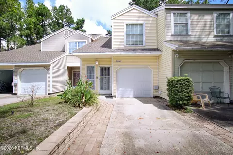 9806 Moorings Dr, Jacksonville, FL 32257