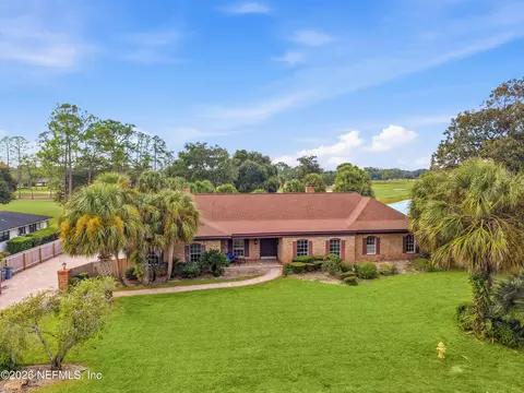 8202 Hunters Grove Rd, Jacksonville, FL 32256