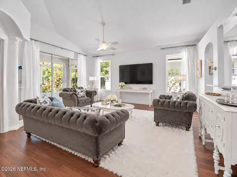 Living - 561 Boxwood Pl, Saint Augustine, FL 32086 photo 2 of 2