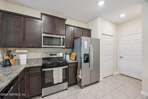 Kitchen - 80 Java Ln, Saint Augustine, FL 32092 photo 3 of 3