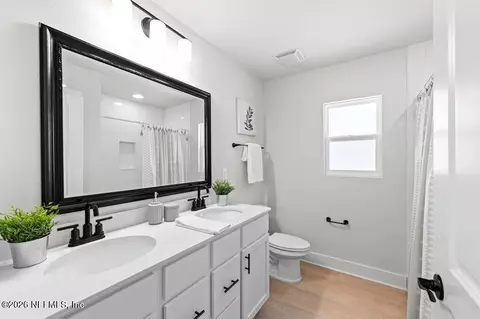 Bath - 12351 Tiny Dr, Jacksonville, FL 32218 photo 1 of 5
