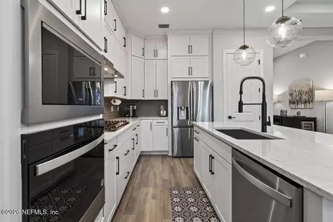 Kitchen - 104 Pine Leaf Dr, Saint Augustine, FL 32092 photo 3 of 4