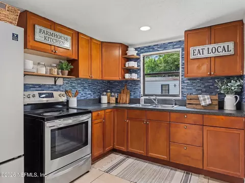 Kitchen - 96001 Zion Ct, Yulee, FL 32097 photo 1 of 4