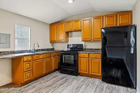 Kitchen - 96001 Zion Ct, Yulee, FL 32097 photo 4 of 4