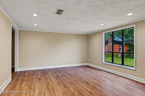 Living - 96001 Zion Ct, Yulee, FL 32097 photo 1 of 2