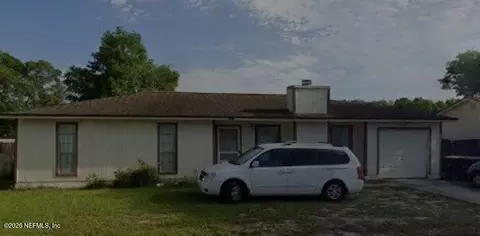 8965 Grampian Dr N, Jacksonville, FL 32216
