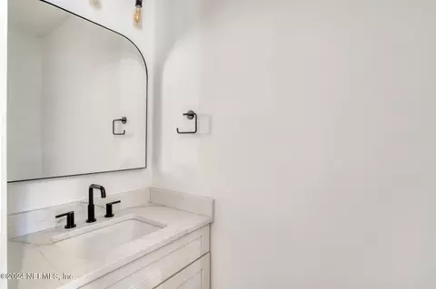 Bath - 9 Sebastian Ave #B, Saint Augustine, FL 32084 photo 1 of 7