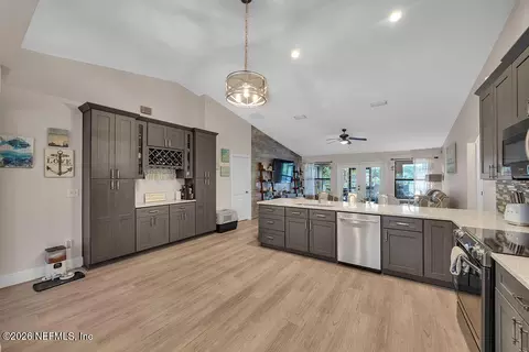 Kitchen - 805 W American Eagle Dr, Saint Augustine, FL 32092 photo 5 of 11