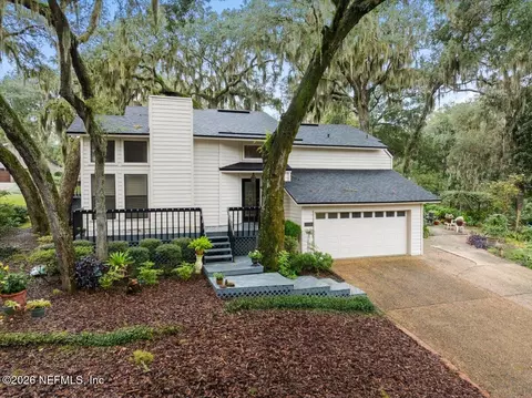4320 Springmoor Dr E, Jacksonville, FL 32225