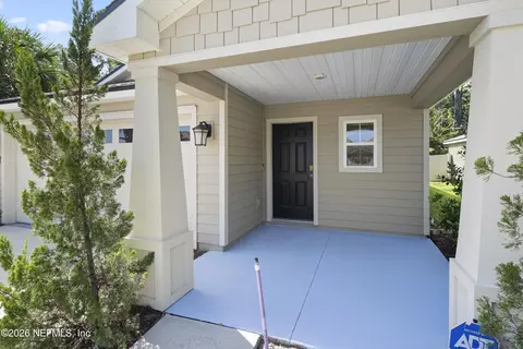 Exterior - 86018 Railway Pl, Yulee, FL 32097 photo 2 of 6