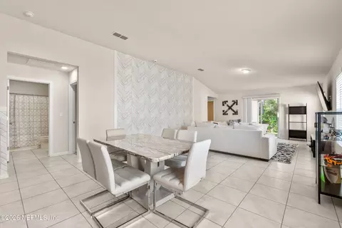 Dining - 86018 Railway Pl, Yulee, FL 32097 photo 1 of 4