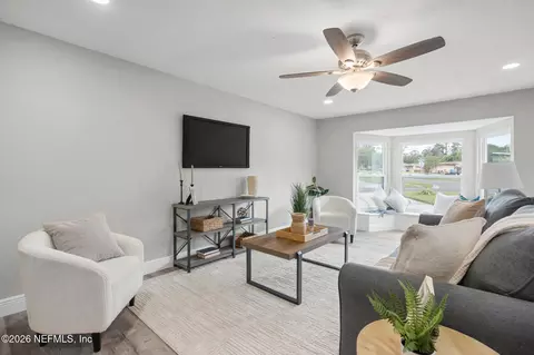 Living - 907 Crest Dr E, Jacksonville, FL 32221 photo 1 of 4