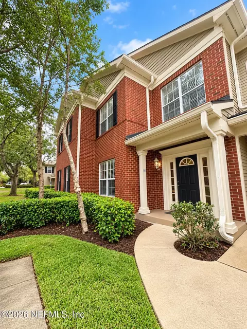 10901 Burnt Mill Rd #902, Jacksonville, FL 32256