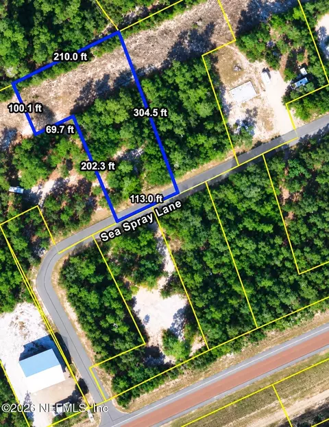 1747 Sea Spray Ln, Eastpoint, FL 32328