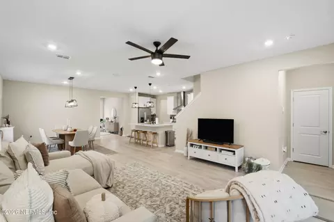 Entry Way - 782 Silver Landing Dr, Saint Augustine, FL 32092 photo 5 of 6