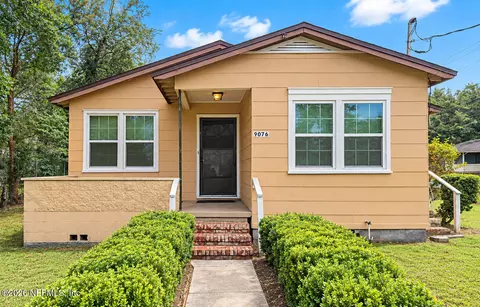 9076 Madison Ave, Jacksonville, FL 32208