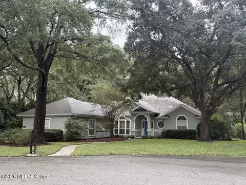 3647 Royal Troon Ct, Green Cove Springs, FL 32043