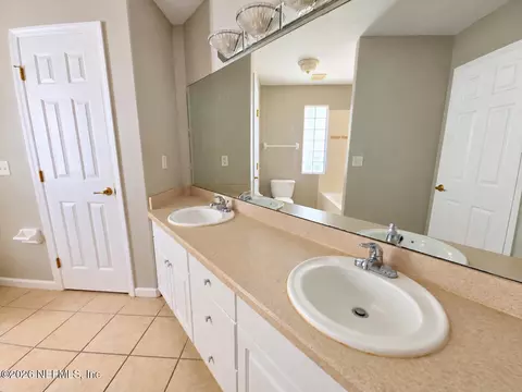 Bath - 613 Cedar Bough Ct, Saint Augustine, FL 32080 photo 8 of 11
