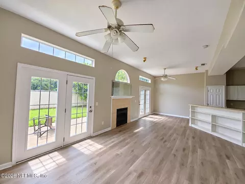 Living - 613 Cedar Bough Ct, Saint Augustine, FL 32080 photo 4 of 9