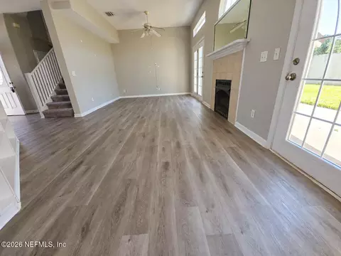 Living - 613 Cedar Bough Ct, Saint Augustine, FL 32080 photo 2 of 9