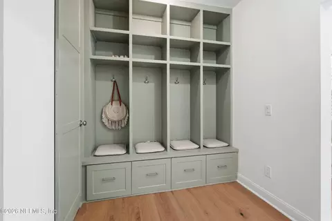Entry Way - 890 Beach Ave, Atlantic Beach, FL 32233 photo 1 of 5