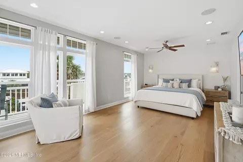 Bedroom - 890 Beach Ave, Atlantic Beach, FL 32233 photo 1 of 6