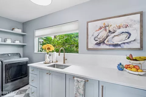 Other - 890 Beach Ave, Atlantic Beach, FL 32233 photo 6 of 27