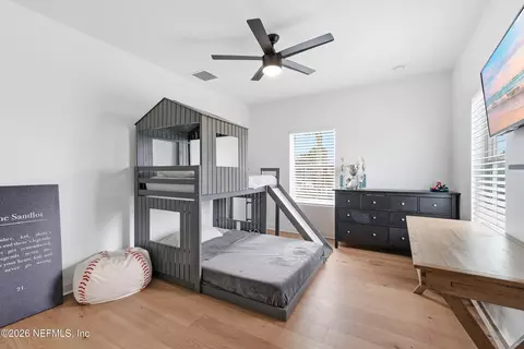 Bedroom - 890 Beach Ave, Atlantic Beach, FL 32233 photo 4 of 6