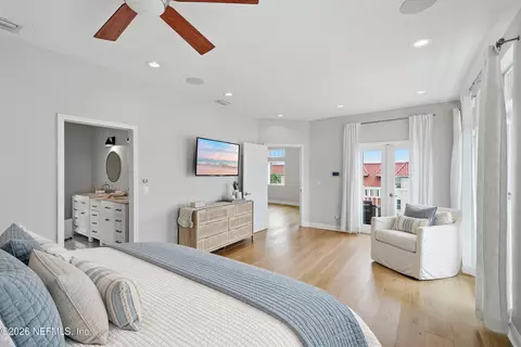 Bedroom - 890 Beach Ave, Atlantic Beach, FL 32233 photo 2 of 6