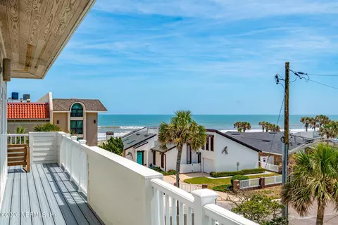 Exterior - 890 Beach Ave, Atlantic Beach, FL 32233 photo 3 of 8