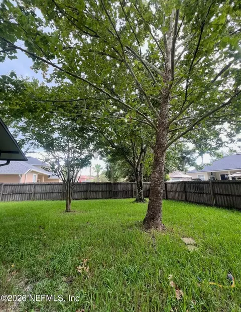 Exterior - 618 Wakeview Dr, Orange Park, FL 32065 photo 4 of 4
