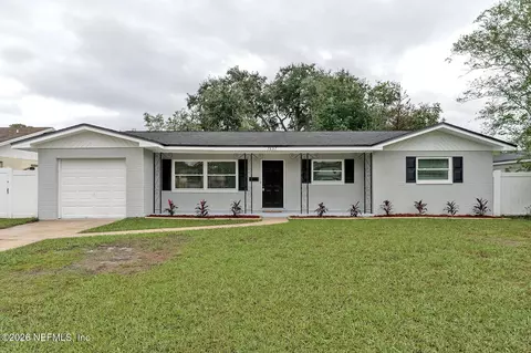 7837 Rondeau Dr E, Jacksonville, FL 32217
