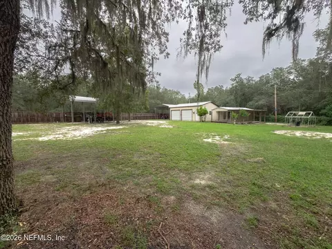 203 Pond Cir, Interlachen, FL 32148 photo 20